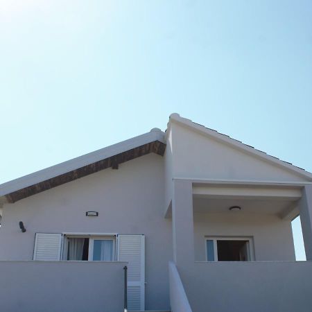 Apartament Cozy Corners Nin Zewnętrze zdjęcie