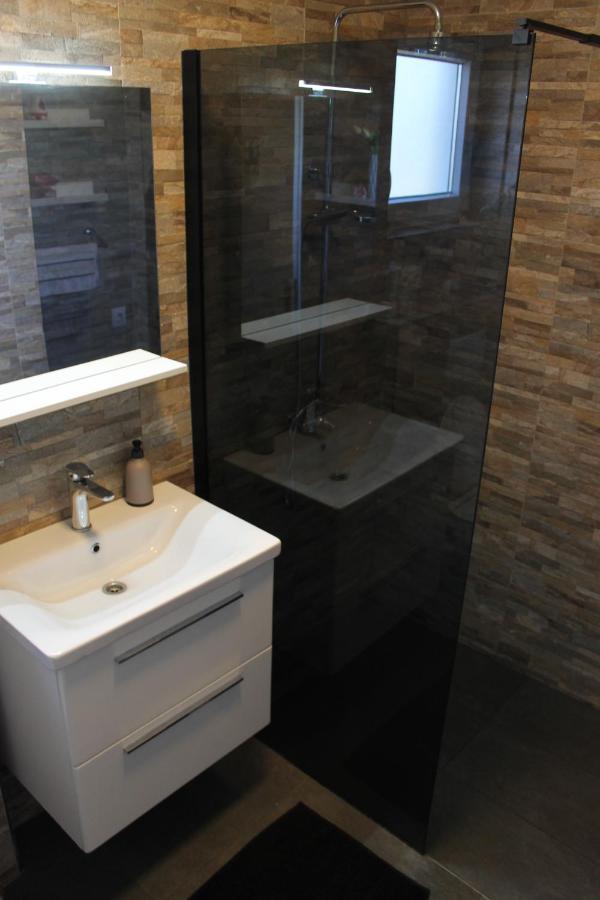 Apartament Cozy Corners Nin Zewnętrze zdjęcie